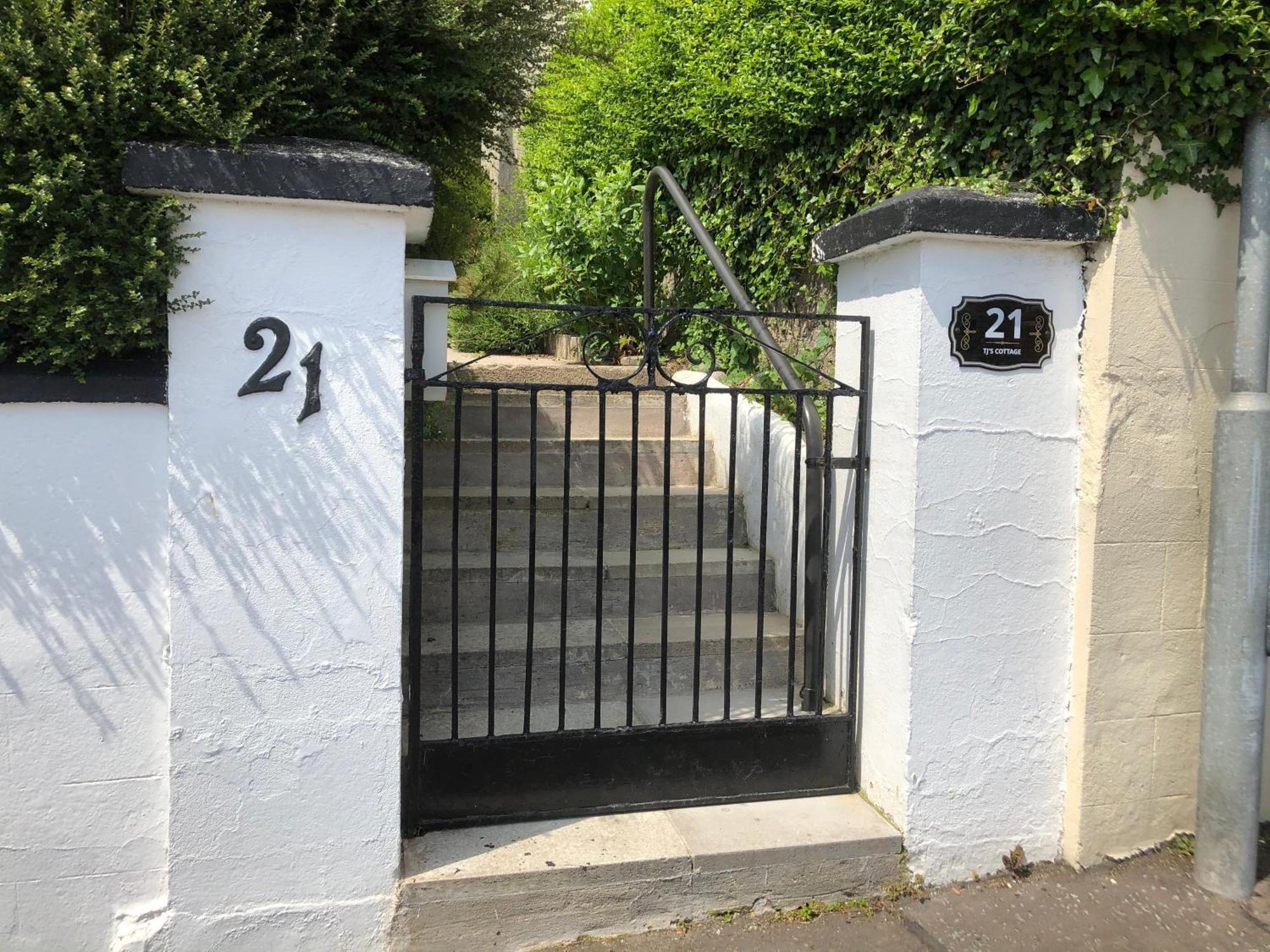 Tj'S Cottage Enniskillen Exterior foto